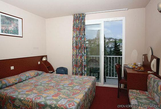 Hotel La Solitude Lourdes Room photo