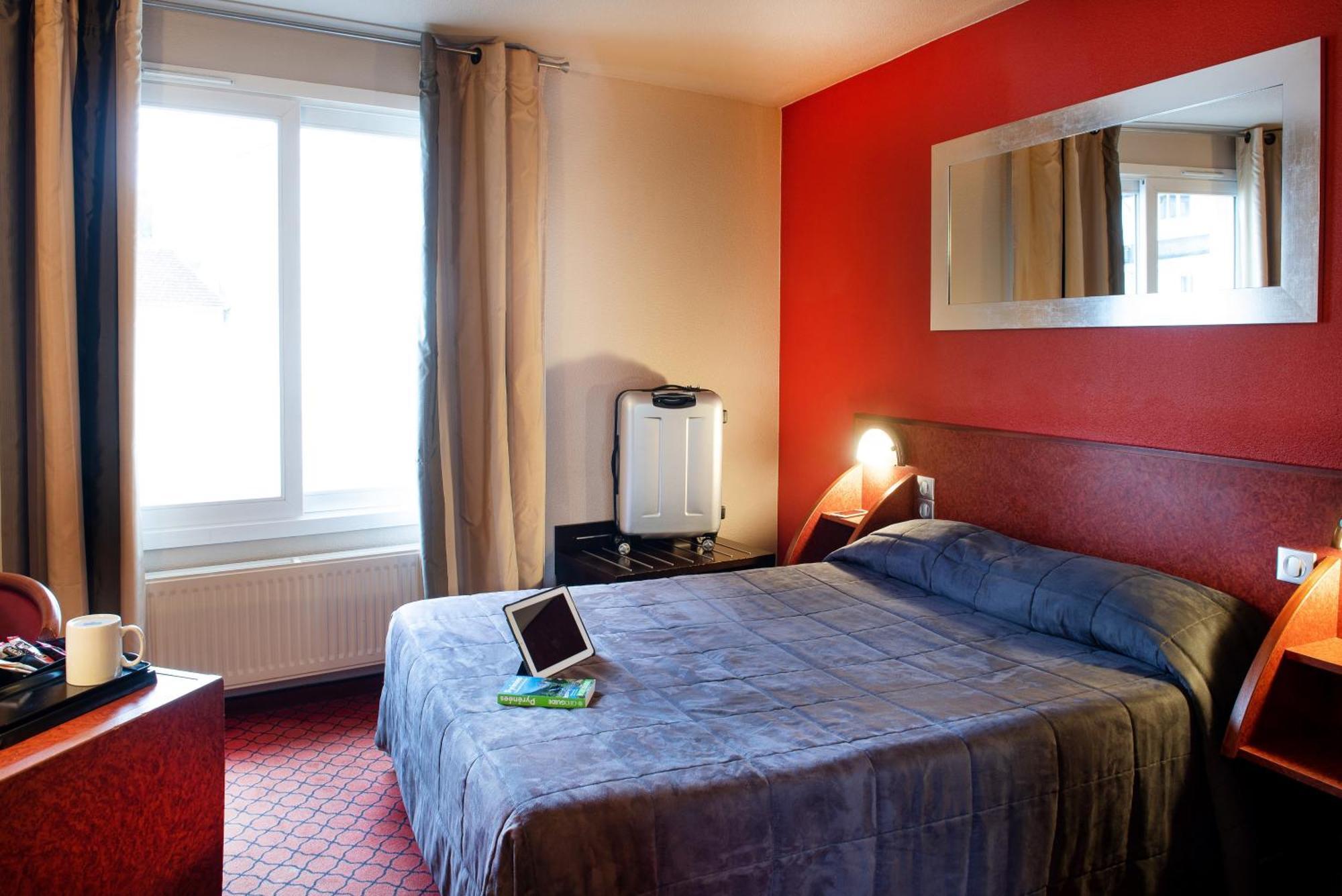 Hotel La Solitude Lourdes Exterior photo
